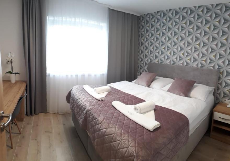 Apartmanovy Dum Na Kolonade レドニツェ エクステリア 写真