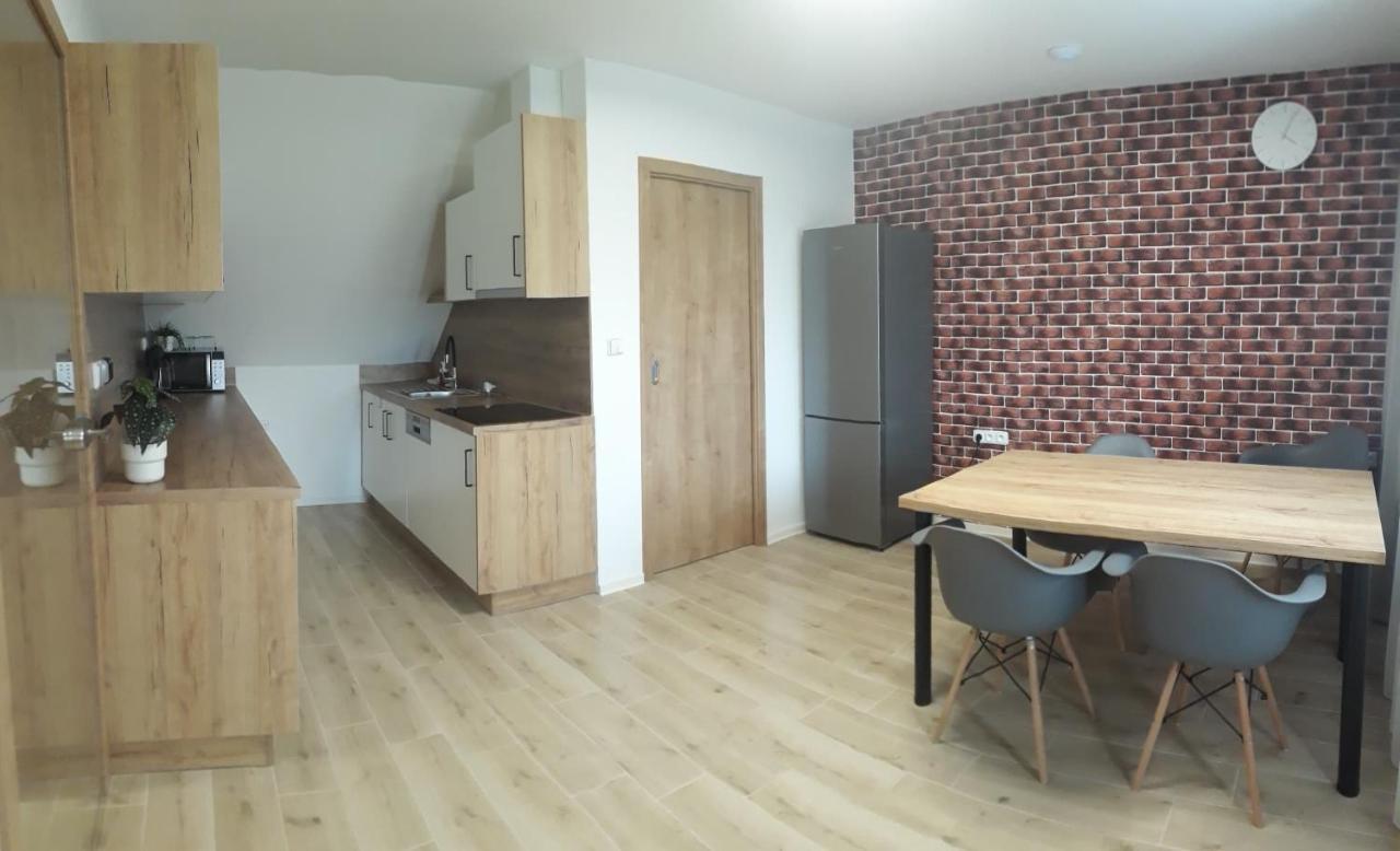 Apartmanovy Dum Na Kolonade レドニツェ エクステリア 写真