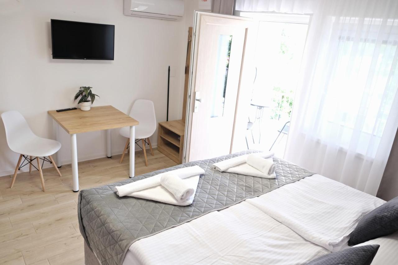 Apartmanovy Dum Na Kolonade レドニツェ エクステリア 写真